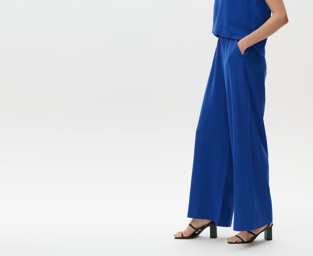 Spodnie oversize. Must-have na lato